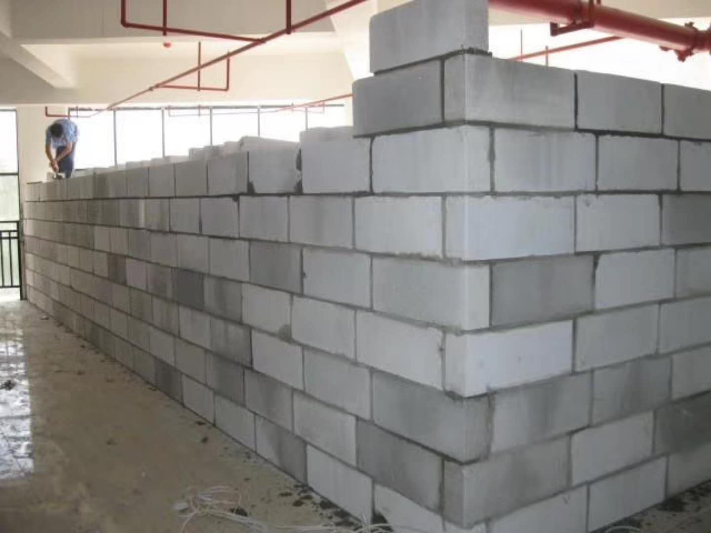 颍东蒸压加气混凝土砌块承重墙静力和抗震性能的研究